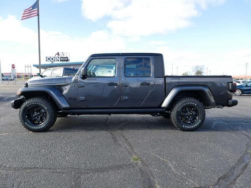 2025 Jeep Gladiator Sport