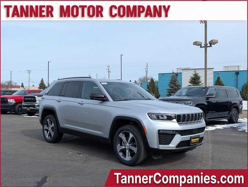 Silver 2026 Jeep Grand Cherokee Limited