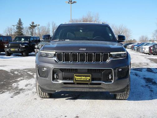 2025 Jeep Grand Cherokee Overland