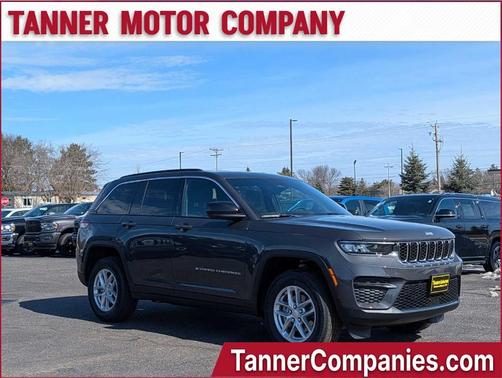 2026 Jeep Grand Cherokee Laredo