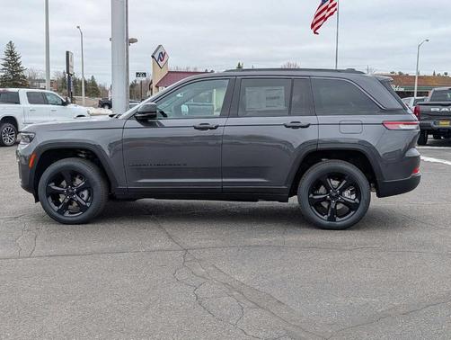 Gray 2026 Jeep Grand Cherokee Limited
