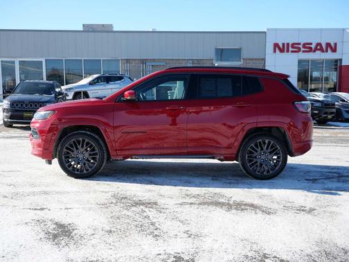 2022 Jeep Compass (RED) Edition