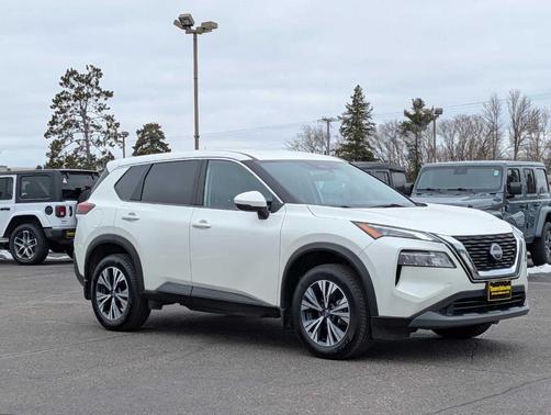 2022 Nissan Rogue SV