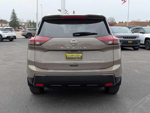 Baja Storm 2024 Nissan Rogue SV