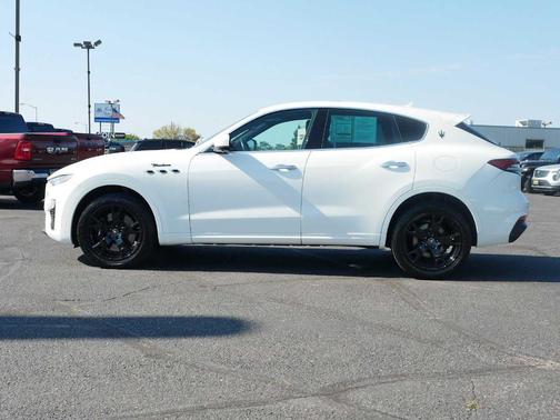 2023 Maserati Levante Modena