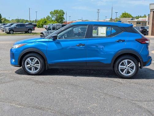 Electric Blue Metallic 2024 Nissan Kicks S