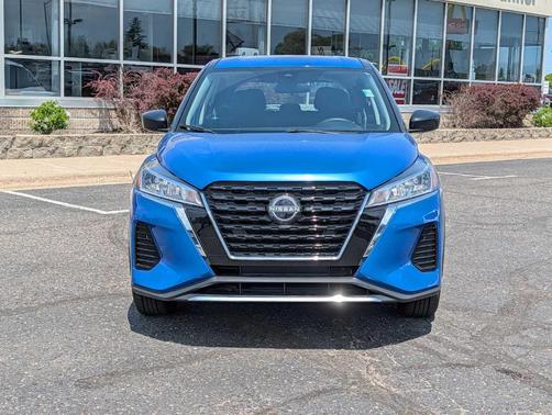 Electric Blue Metallic 2024 Nissan Kicks S