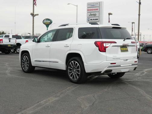 2021 GMC Acadia Denali