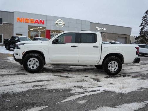 2024 Nissan Frontier S