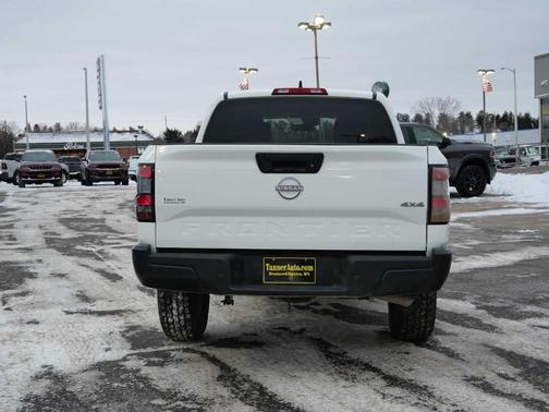 2024 Nissan Frontier S