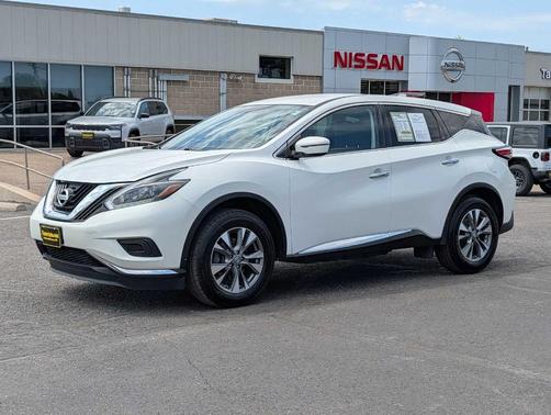 White 2018 Nissan Murano S
