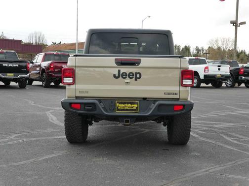 2020 Jeep Gladiator Sport