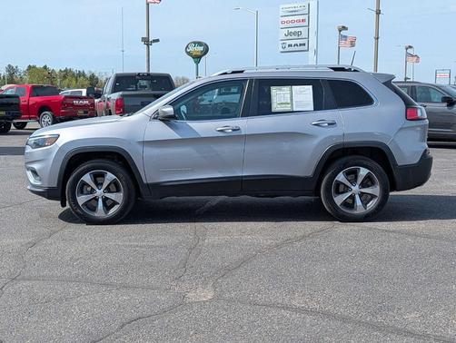 Silver 2019 Jeep Cherokee Limited