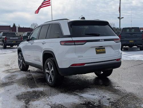 White 2026 Jeep Grand Cherokee Limited