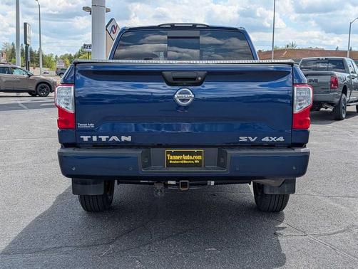 Deep Blue Pearl 2021 Nissan Titan SV