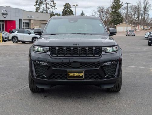 Black 2026 Jeep Grand Cherokee Limited