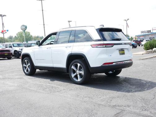 2024 Jeep Grand Cherokee 4xe Base