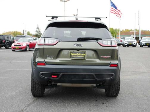 2021 Jeep Cherokee Trailhawk