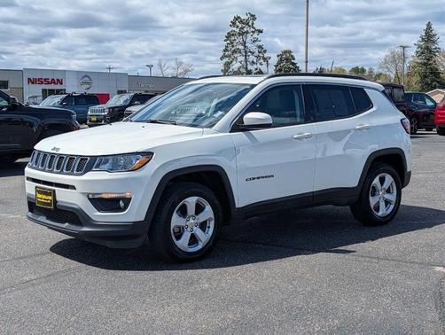 White 2021 Jeep Compass Latitude