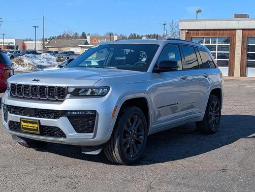 Silver 2026 Jeep Grand Cherokee Limited