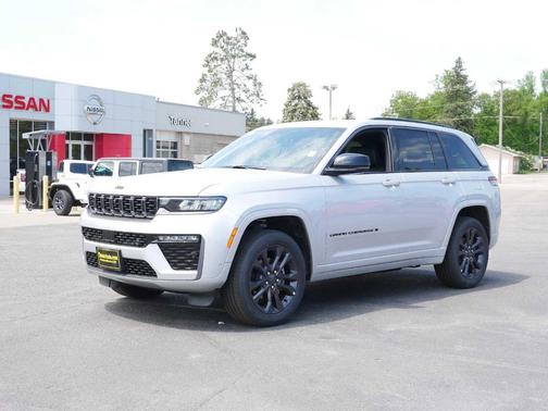 Silver 2026 Jeep Grand Cherokee Limited
