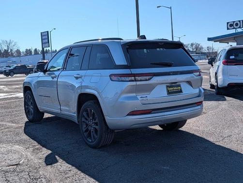 Silver 2026 Jeep Grand Cherokee Limited