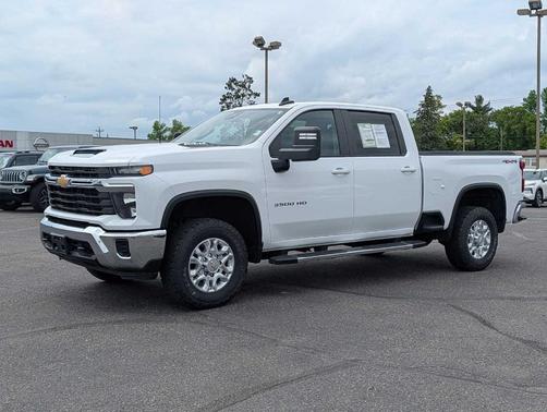 White 2024 Chevrolet Silverado 3500 LT