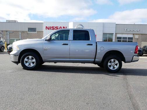 2022 RAM 1500 Classic SLT