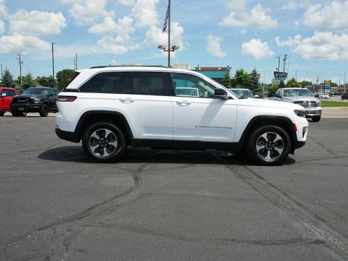 2024 Jeep Grand Cherokee 4xe Base