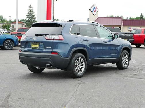 2021 Jeep Cherokee Latitude Lux