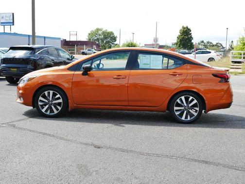 2020 Nissan Versa 1.6 SR
