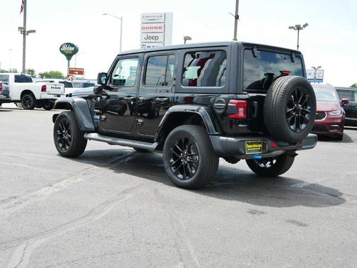 2022 Jeep Wrangler Unlimited 4xe Sahara