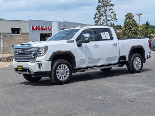 White 2022 GMC Sierra 2500 Denali