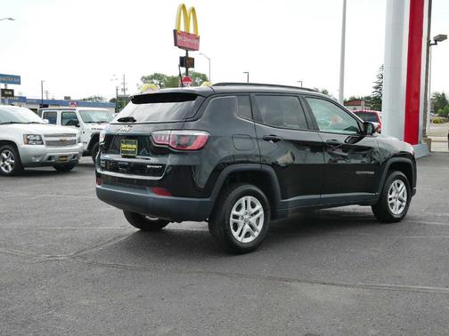 2017 Jeep Compass Sport