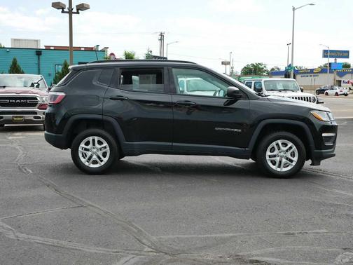 2017 Jeep Compass Sport
