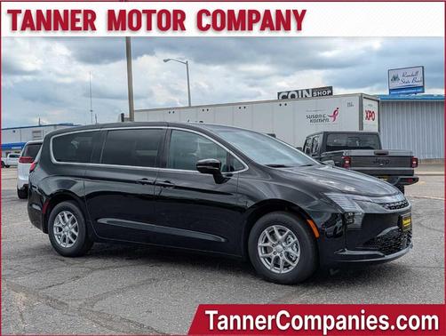Black 2027 Chrysler Pacifica SELECT