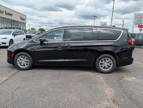 Black 2027 Chrysler Pacifica SELECT