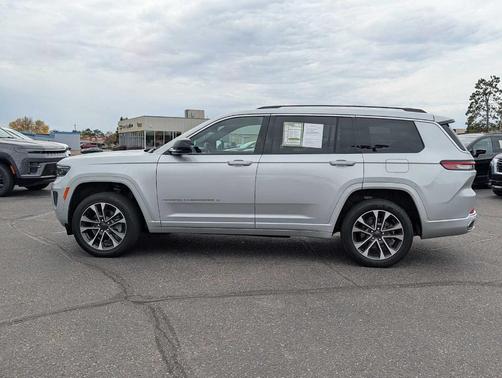 Silver 2023 Jeep Grand Cherokee L Overland