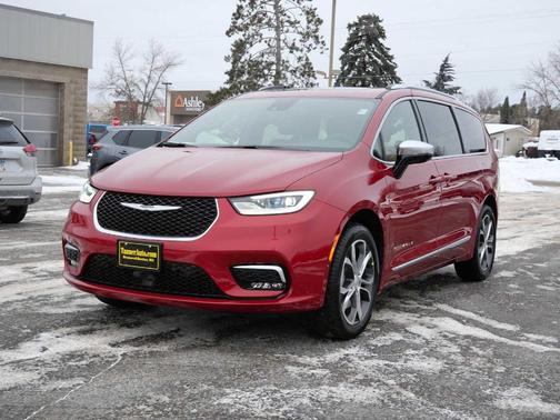 2026 Chrysler Pacifica Pinnacle