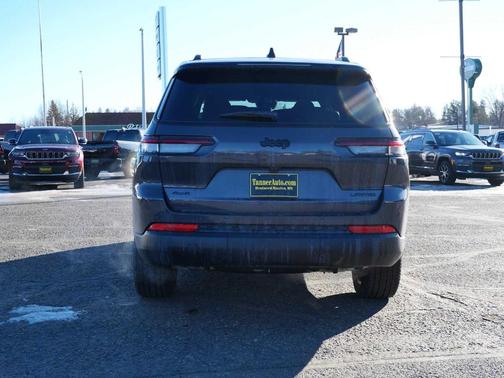 Gray 2025 Jeep Grand Cherokee L Limited