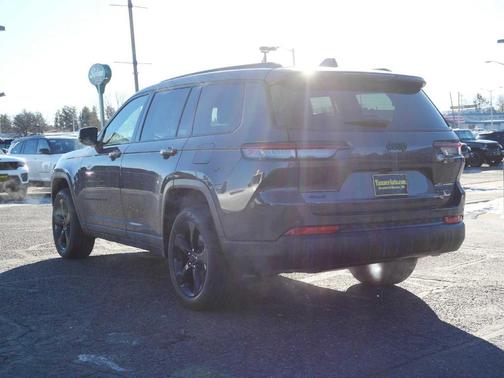 Gray 2025 Jeep Grand Cherokee L Limited