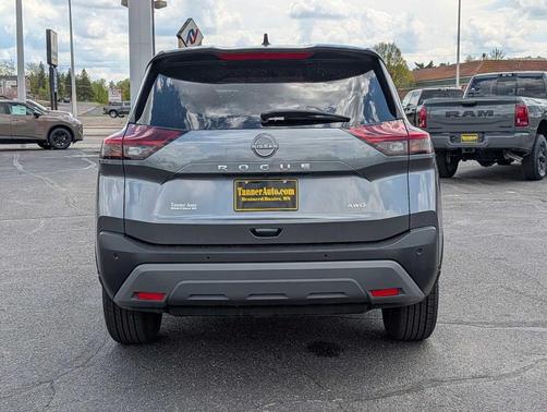 Gun Metallic 2023 Nissan Rogue S