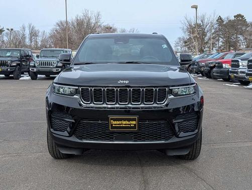 2026 Jeep Grand Cherokee Laredo X