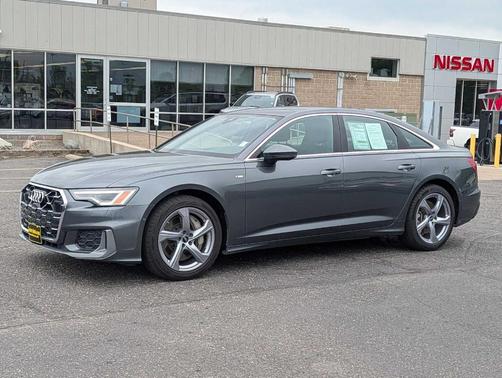 Daytona Gray Pearl Effect 2024 Audi A6 55 Premium