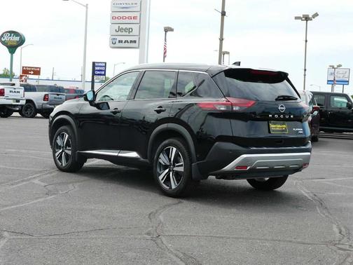 2023 Nissan Rogue Platinum