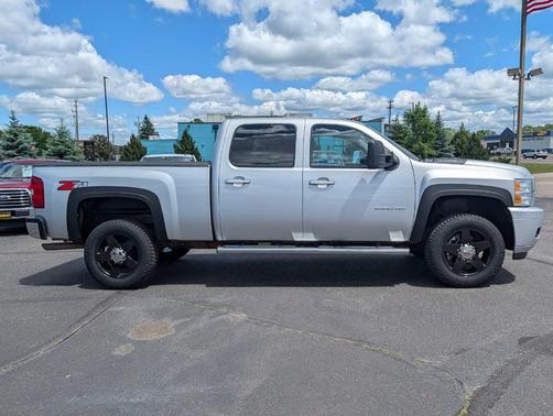 Gray 2013 Chevrolet Silverado 2500 LT