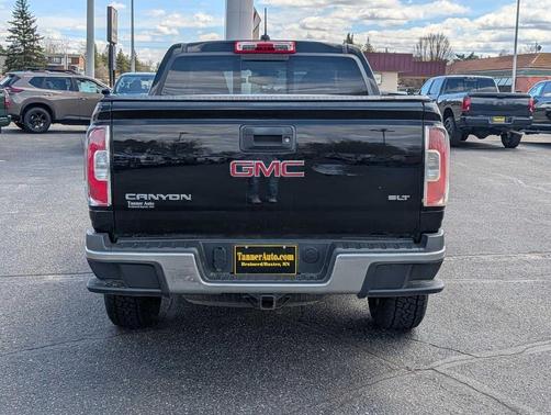 Black 2016 GMC Canyon SLT