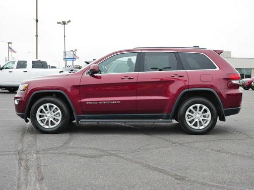 2022 Jeep Grand Cherokee WK Laredo