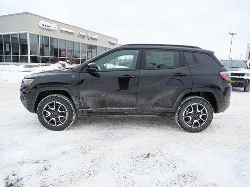 2026 Jeep Compass Trailhawk