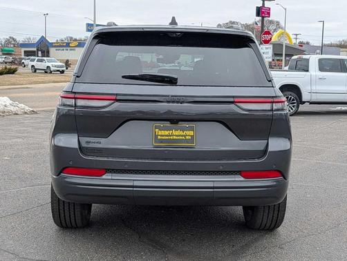 Gray 2026 Jeep Grand Cherokee Limited